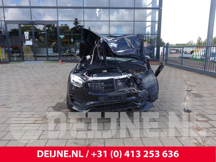 Volvo XC90 II 2.0 B5 Mild Hybrid Geartronic 16V AWD Sloopvoertuig (2020, Zwart)