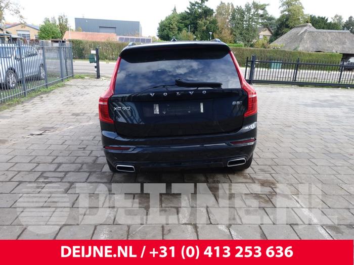 Volvo XC90 II 2.0 B5 Mild Hybrid Geartronic 16V AWD Sloopvoertuig (2020, Zwart)