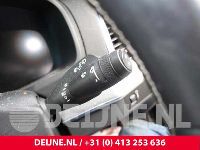 Volvo XC90 II 2.0 B5 Mild Hybrid Geartronic 16V AWD Sloopvoertuig (2020, Zwart)