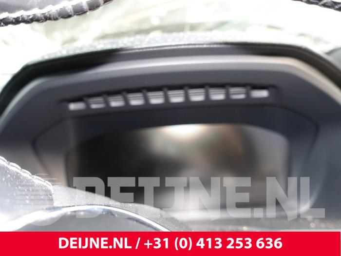 Volvo XC90 II 2.0 B5 Mild Hybrid Geartronic 16V AWD Sloopvoertuig (2020, Zwart)
