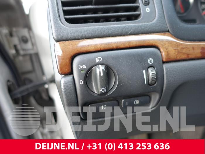 Volvo S80 2.9 T6 24V Sloopvoertuig (2003, Grijs)