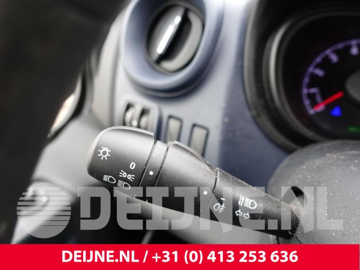 Opel Vivaro 1.6 CDTI 95 Euro 6 Sloopvoertuig (2019, Blauw)
