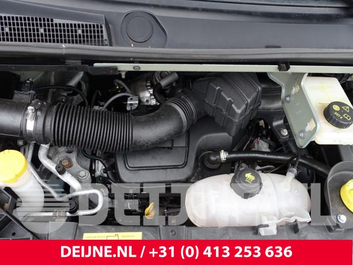 Opel Vivaro 1.6 CDTI 95 Euro 6 Sloopvoertuig (2019, Blauw)