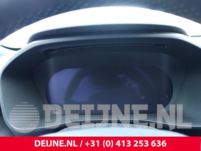 Volvo XC40 Recharge Sloopvoertuig (2023, Blauw)