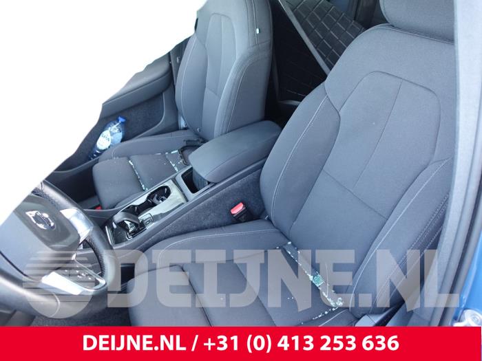 Volvo XC40 Recharge Sloopvoertuig (2023, Blauw)