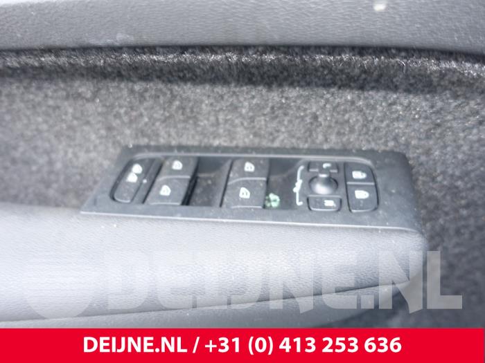 Volvo XC40 Recharge Sloopvoertuig (2023, Blauw)