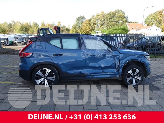 Volvo XC40 Recharge Sloopvoertuig (2023, Blauw)