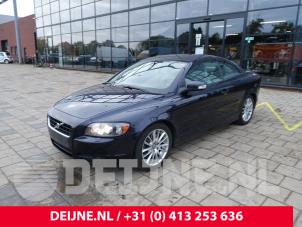 Volvo C70 06-