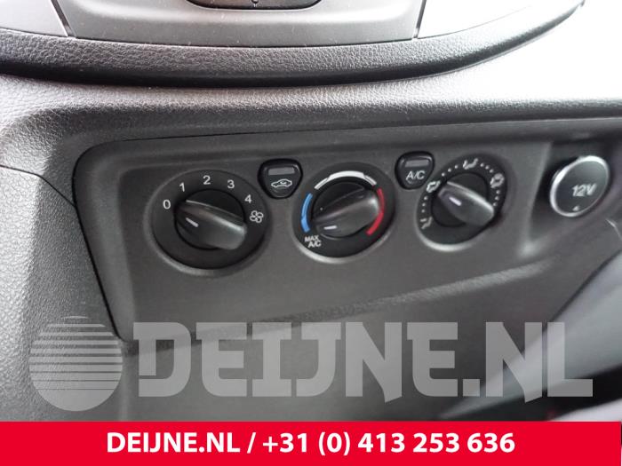 Ford Transit 2.0 TDCi 16V Eco Blue 170 Sloopvoertuig (2016, Wit)