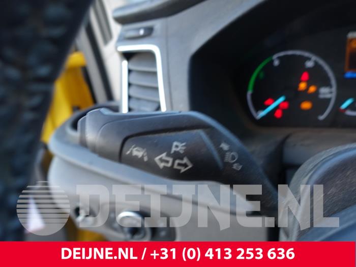 Ford Transit E-Transit 68 kWh Sloopvoertuig (2023, Geel)