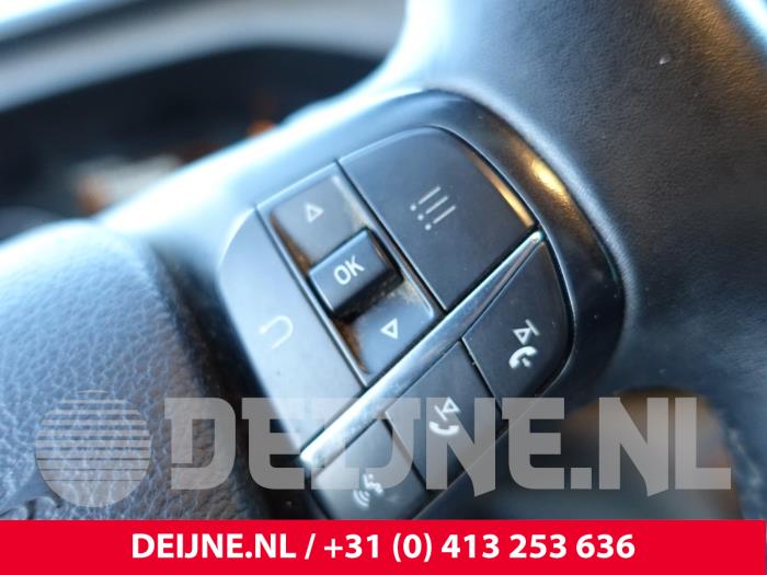 Ford Transit E-Transit 68 kWh Sloopvoertuig (2023, Geel)