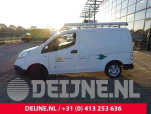 Nissan NV200 10-