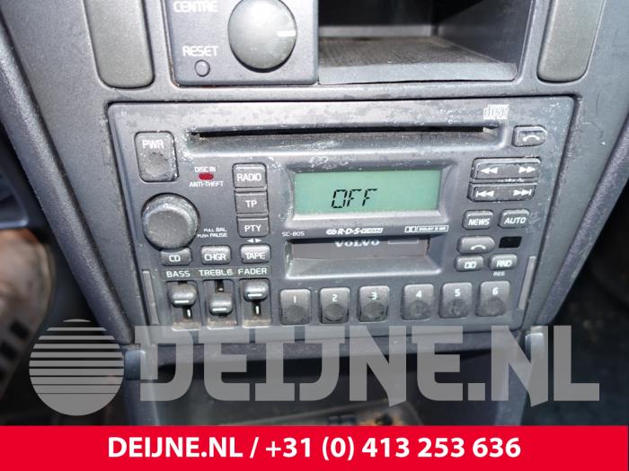 Volvo V40 1.8 16V Sloopvoertuig (2002, Zwart)