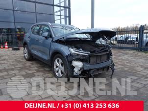 Volvo XC40 Zonneklep O288490 Donorvoertuig
