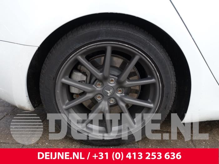 Tesla Model 3 Long Range AWD 75 kWh Sloopvoertuig (2020, Wit)