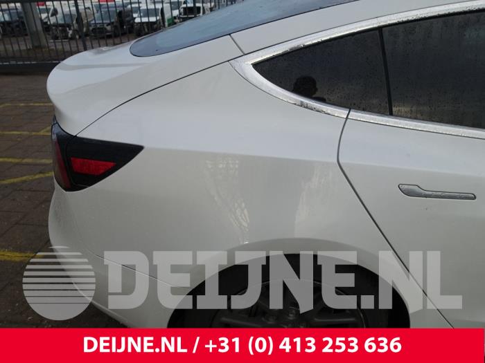 Tesla Model 3 Long Range AWD 75 kWh Sloopvoertuig (2020, Wit)