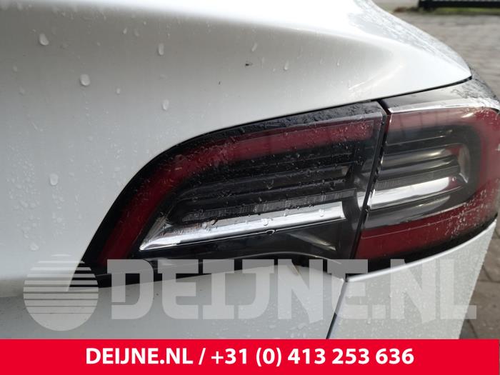 Tesla Model 3 Long Range AWD 75 kWh Sloopvoertuig (2020, Wit)