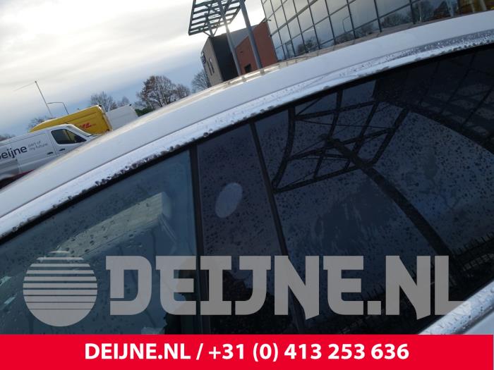 Tesla Model 3 Long Range AWD 75 kWh Sloopvoertuig (2020, Wit)