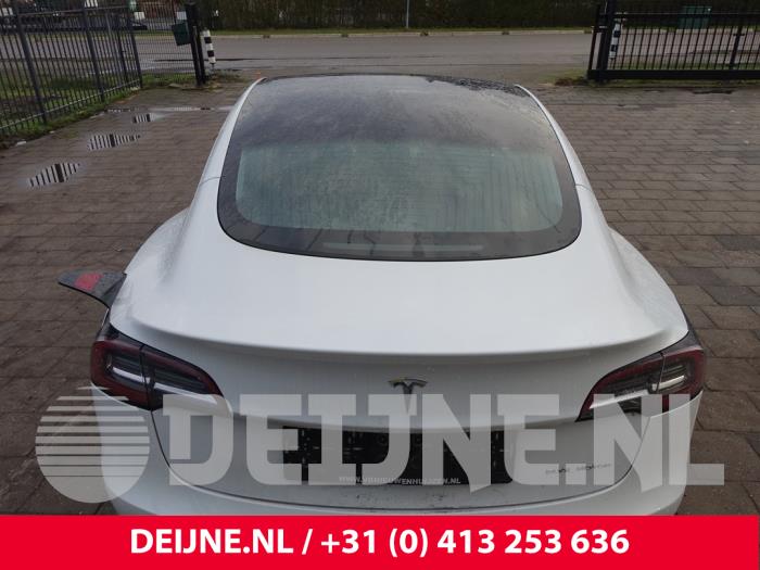 Tesla Model 3 Long Range AWD 75 kWh Sloopvoertuig (2020, Wit)