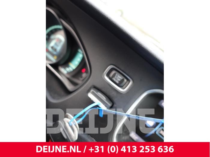 Volvo V40 1.6 D2 Sloopvoertuig (2013, Blauw)