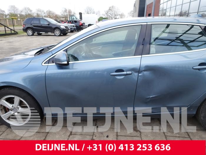 Volvo V40 1.6 D2 Sloopvoertuig (2013, Blauw)