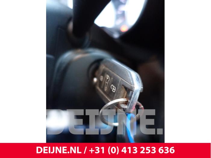 Citroen Berlingo 1.2 12V PureTech 110 Sloopvoertuig (2022, Wit)