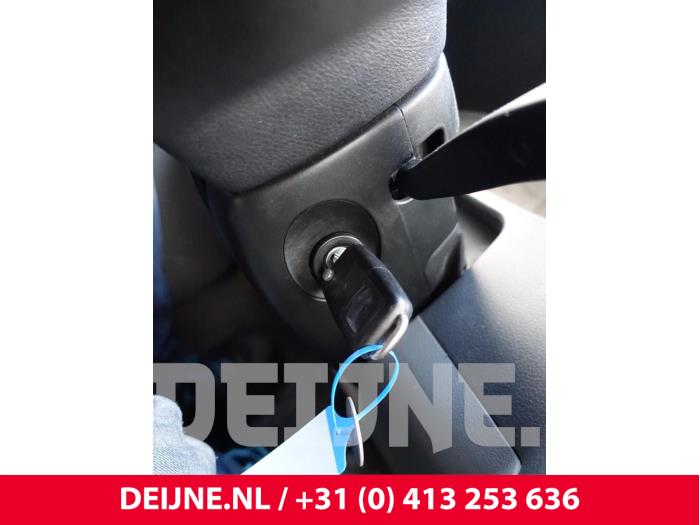 Volkswagen Transporter T5 2.5 TDi Sloopvoertuig (2006, Blauw)