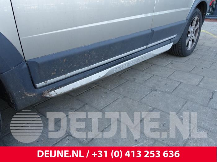 Volvo XC70 2.4 D5 20V AWD Sloopvoertuig (2009, Grijs)