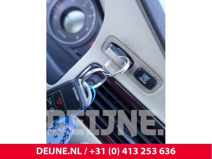 Volvo XC70 2.4 D5 20V AWD Sloopvoertuig (2009, Grijs)