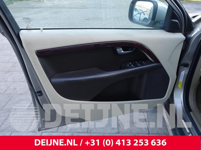 Volvo XC70 2.4 D5 20V AWD Sloopvoertuig (2009, Grijs)