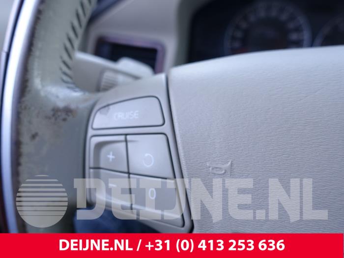 Volvo XC70 2.4 D5 20V AWD Sloopvoertuig (2009, Grijs)