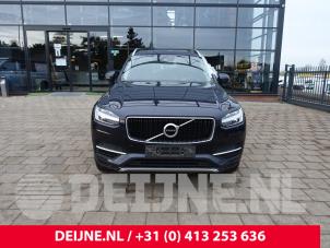 Volvo XC90 16-