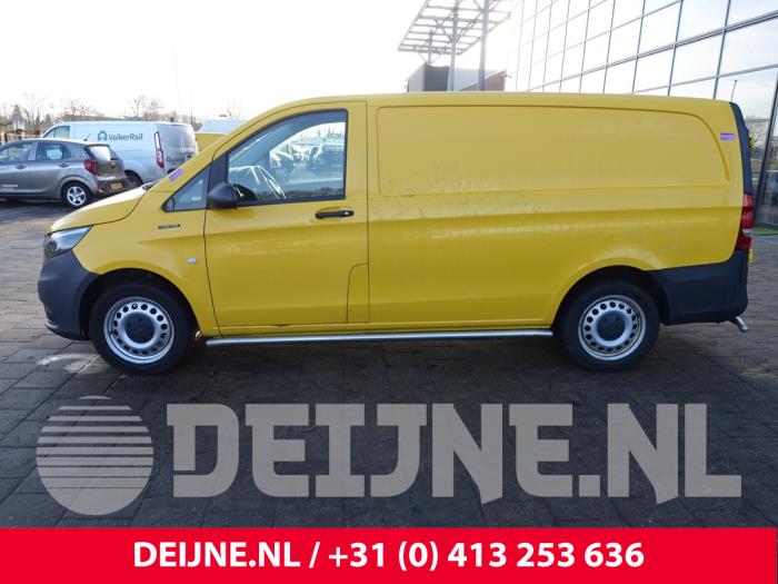 Mercedes eVito 41/60/66 kWh Sloopvoertuig (2020, Geel)