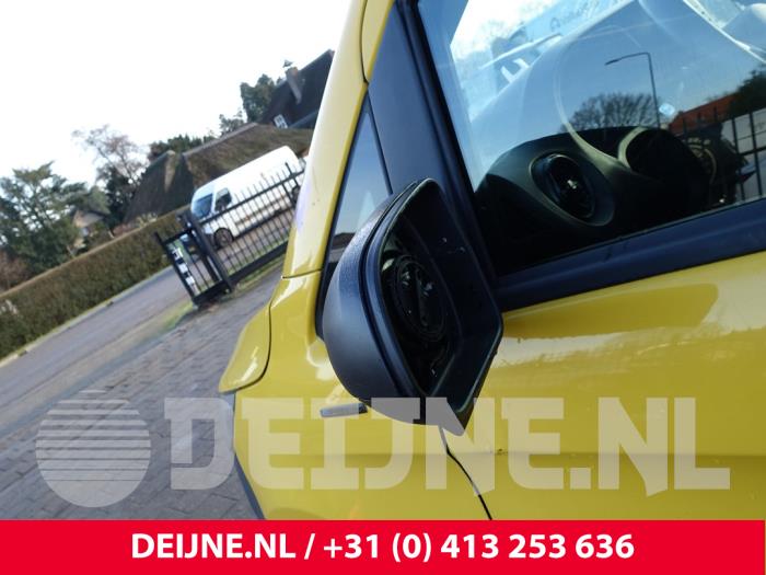 Mercedes eVito 41/60/66 kWh Sloopvoertuig (2020, Geel)