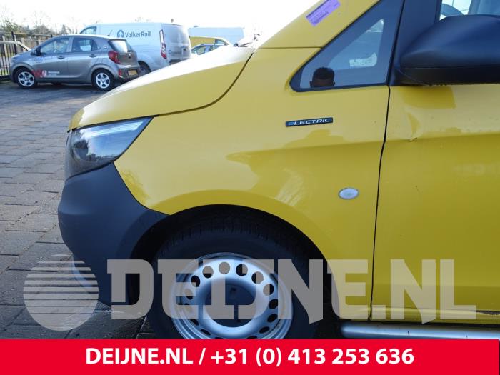 Mercedes eVito 41/60/66 kWh Sloopvoertuig (2020, Geel)