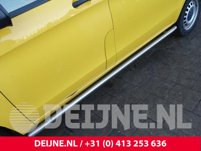 Mercedes eVito 41/60/66 kWh Sloopvoertuig (2020, Geel)