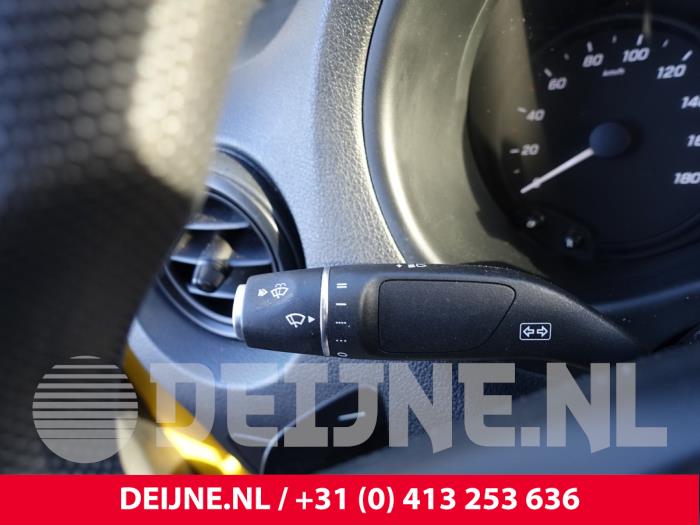 Mercedes eVito 41/60/66 kWh Sloopvoertuig (2020, Geel)