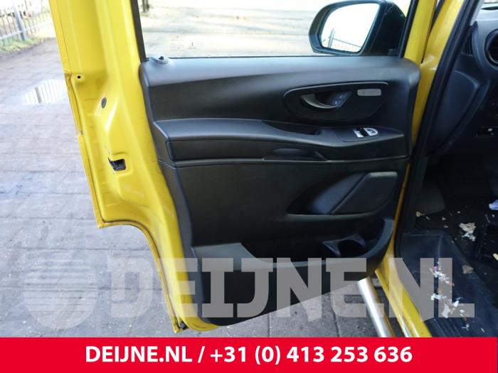Mercedes eVito 41/60/66 kWh Sloopvoertuig (2020, Geel)