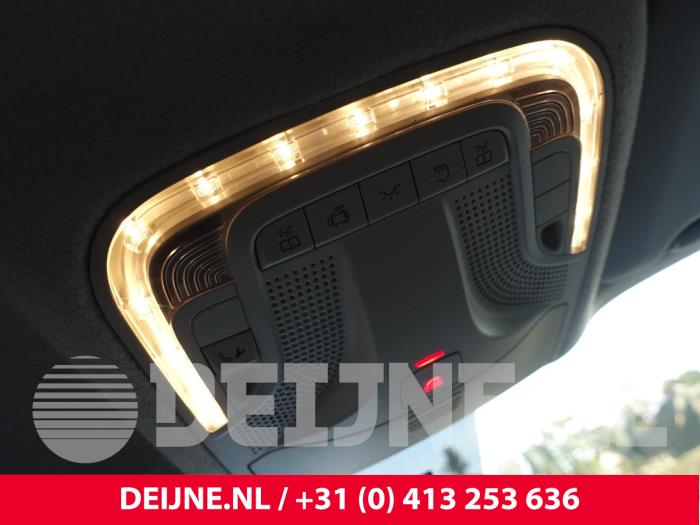 Mercedes eVito 41/60/66 kWh Sloopvoertuig (2020, Geel)