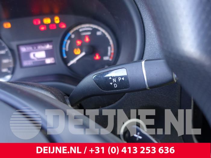 Mercedes eVito 41/60/66 kWh Sloopvoertuig (2020, Geel)