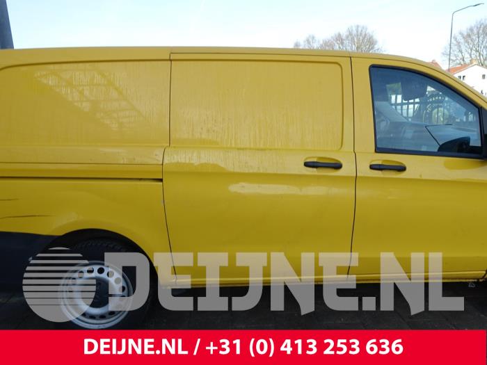 Mercedes eVito 41/60/66 kWh Sloopvoertuig (2020, Geel)