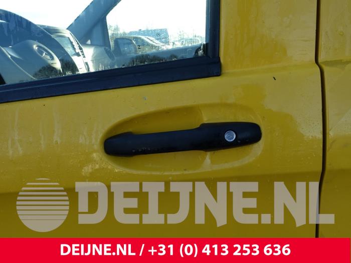 Mercedes eVito 41/60/66 kWh Sloopvoertuig (2020, Geel)