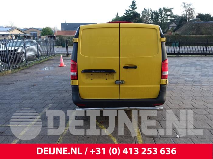 Mercedes eVito 41/60/66 kWh Sloopvoertuig (2020, Geel)