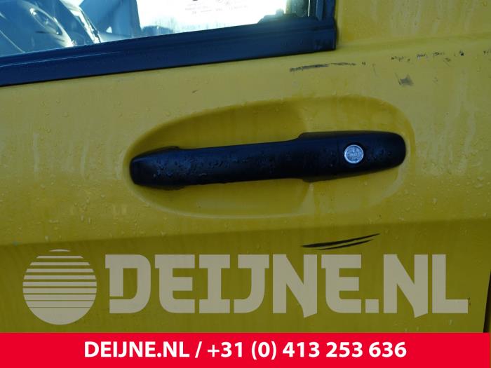 Mercedes eVito 41/60/66 kWh Sloopvoertuig (2020, Geel)