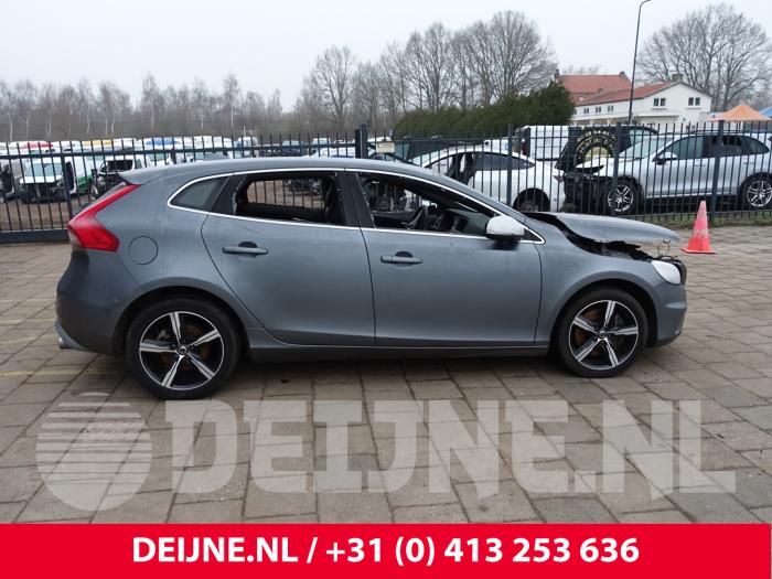 Volvo V40 1.5 T2 16V Geartronic Sloopvoertuig (2018, Grijs)