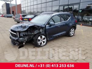 Volvo XC40 17-