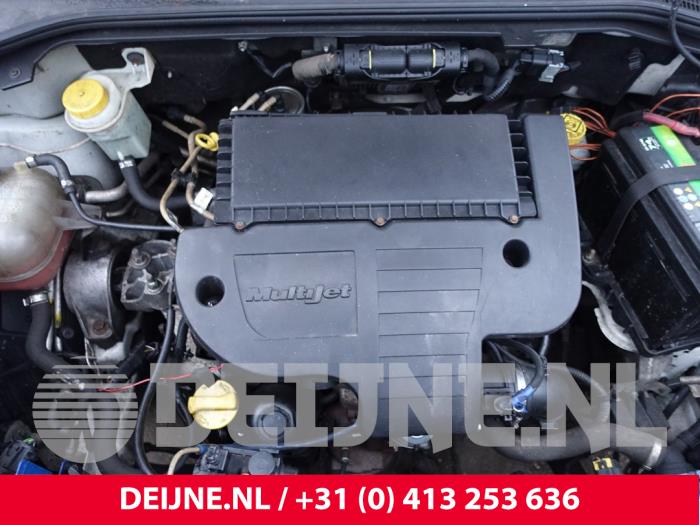 Fiat Doblo Cargo 1.3 MJ 16V Euro 4 Sloopvoertuig (2011, Wit)