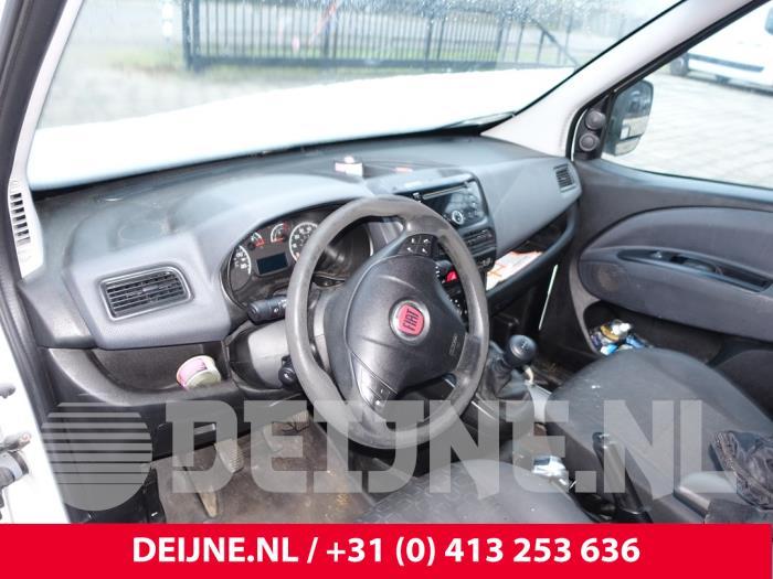 Fiat Doblo Cargo 1.3 MJ 16V Euro 4 Sloopvoertuig (2011, Wit)