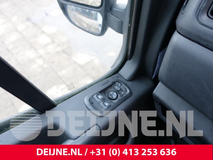 Renault Master III 2.3 Energy dCi 180 Twin Turbo 16V FWD Sloopvoertuig (2021, Wit)