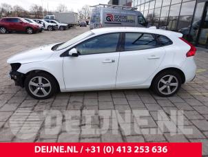 Volvo V40 12-
